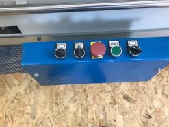 MN965-1304Banco montaggio infissi