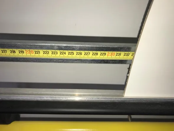 MN738 - Sezionatrice verticale Putsch Meniconi