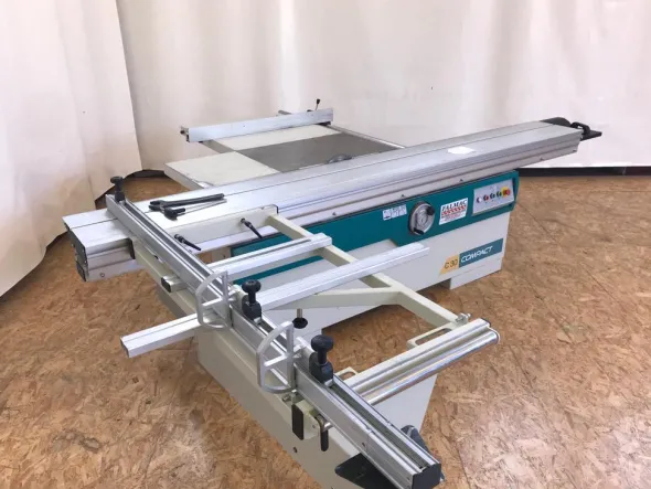 MN1003-1349Squadratrice Compact