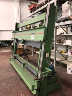 MN1178 - 1654Strettoio professionale per legno