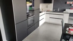 Mobile cucina ad angolo, completo di elettrodomestici