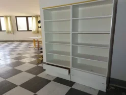 3#8247 Mobili e Arredi vari