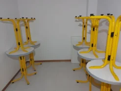 3#8247 Mobili e Arredi vari