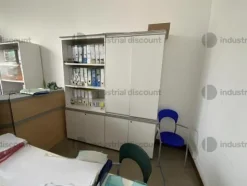 16#8768 Mobili ed arredi da ufficio