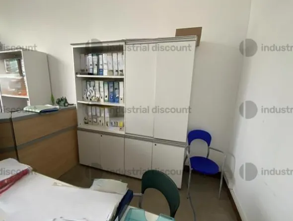 16#8768 Mobili ed arredi da ufficio