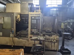 Mori Seiki SV-400 · 1998 - Centro di lavoro CNC usato