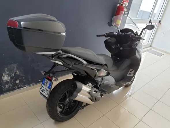 22#6268 Motociclo BMW C650 Sport