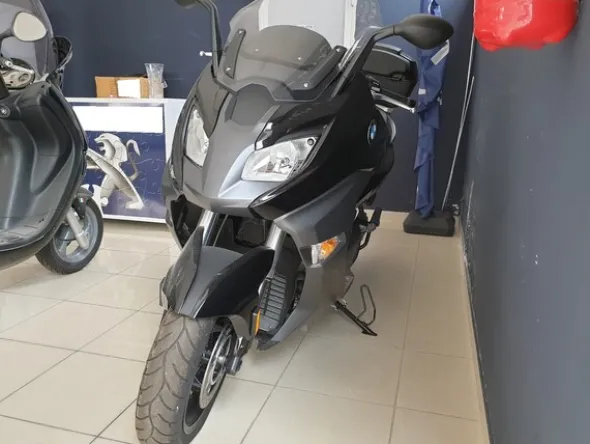 22#6268 Motociclo BMW C650 Sport
