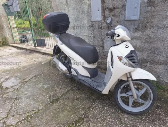 13#9860 Motociclo Honda