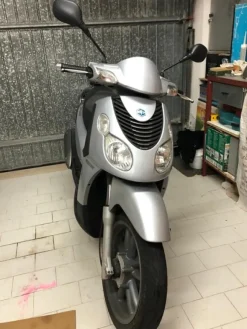 411#5029 Motociclo Piaggio