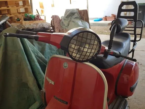 14#5322 Motociclo Piaggio Vespa PX 200