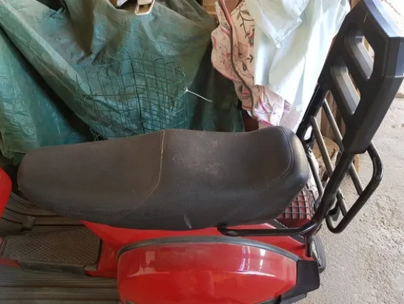 14#5322 Motociclo Piaggio Vespa PX 200