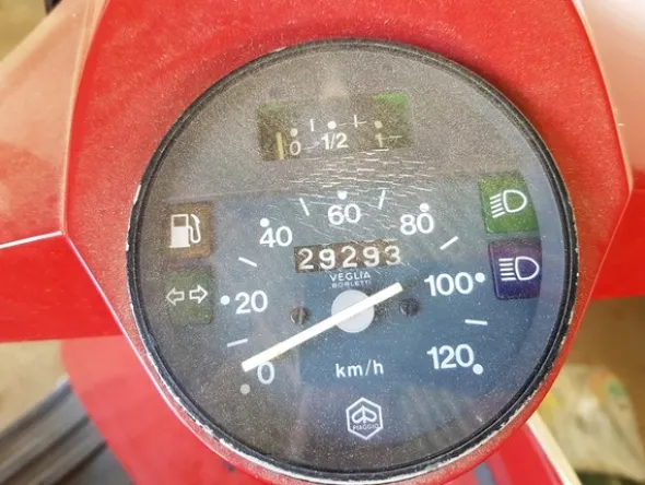 14#5322 Motociclo Piaggio Vespa PX 200