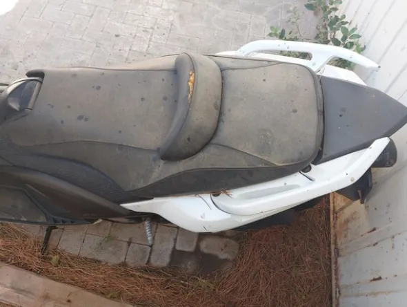 1#8079 Motociclo Yamaha T-MAX