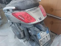 7#8669 Motociclo Yamaha Xmax 250