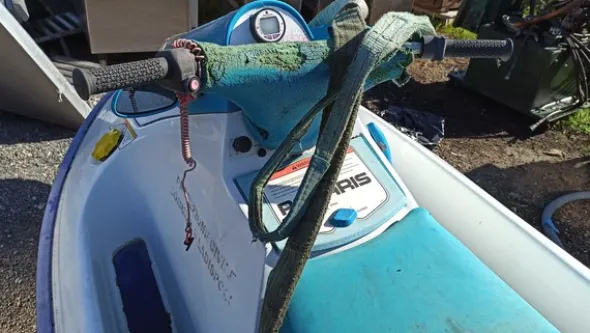 56#5141 Moto d'acqua