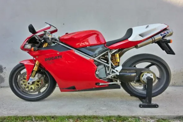7#3672 Moto Ducati 996