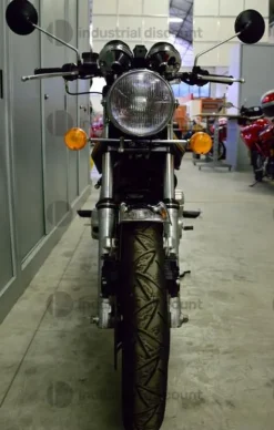 17#9982 Moto Ducati 900 Darmah
