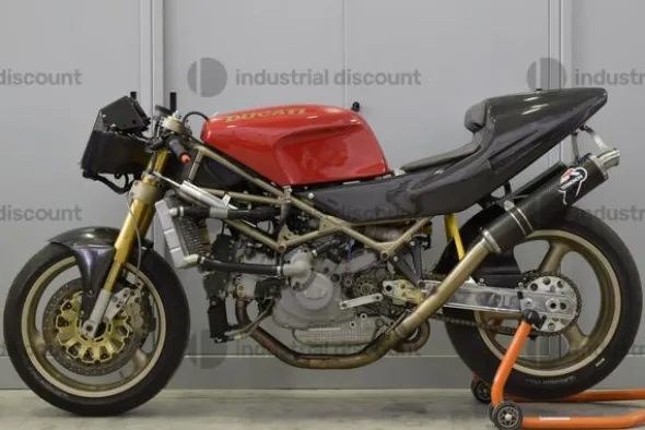 11#9982 Moto Ducati 888 Racing