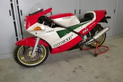 5#3672 Moto DucatiSBK 851