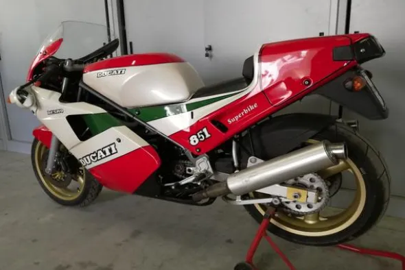 5#3672 Moto DucatiSBK 851