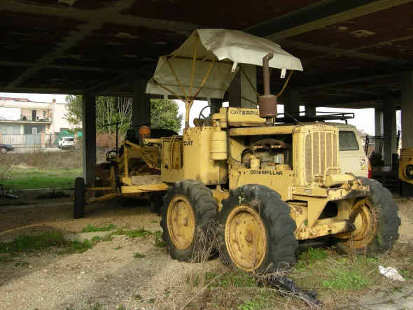 MOTOGREDER CATERPILLAR