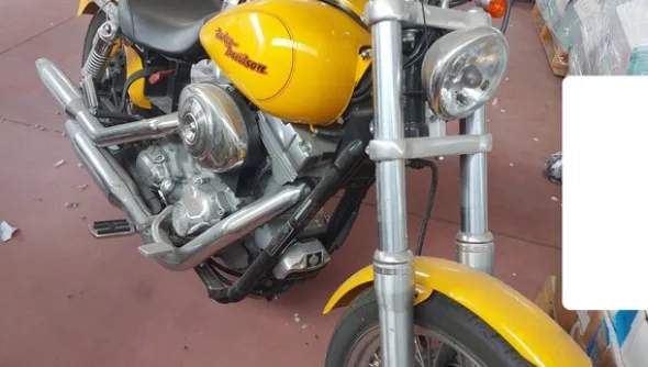 47#5771 Moto Harley Davidson