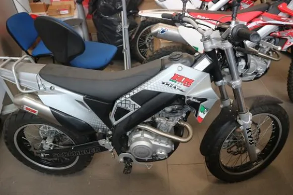 3#3474 Moto HM Scrambler