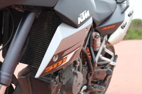 1#29580 Moto Ktm 990 Supermoto