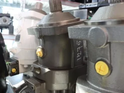 Motore Rexroth A6VM160HD1D/63W-VAB020B-S