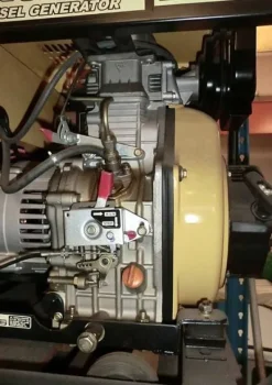 5#3841 Motosaldatrice con motore Diesel e avviamento elettrico