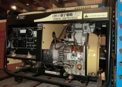 5#3841 Motosaldatrice con motore Diesel e avviamento elettrico