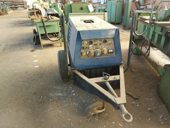 38#6127 Motosaldatrice Lokwa e avvitatore Atlas Copco