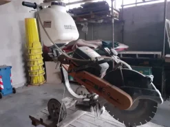 MOTOSEGA PER CALCESTRUZZO