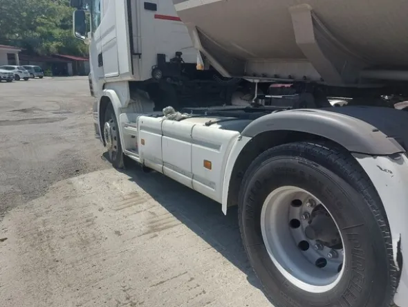 10#7713 Motrice Scania CV R 480