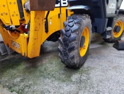 10#3769 Movimentatore telescopico rigido JCB