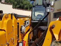 10#3769 Movimentatore telescopico rigido JCB