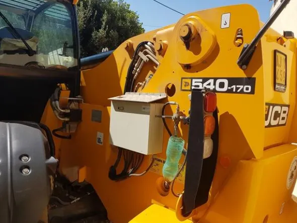 10#3769 Movimentatore telescopico rigido JCB