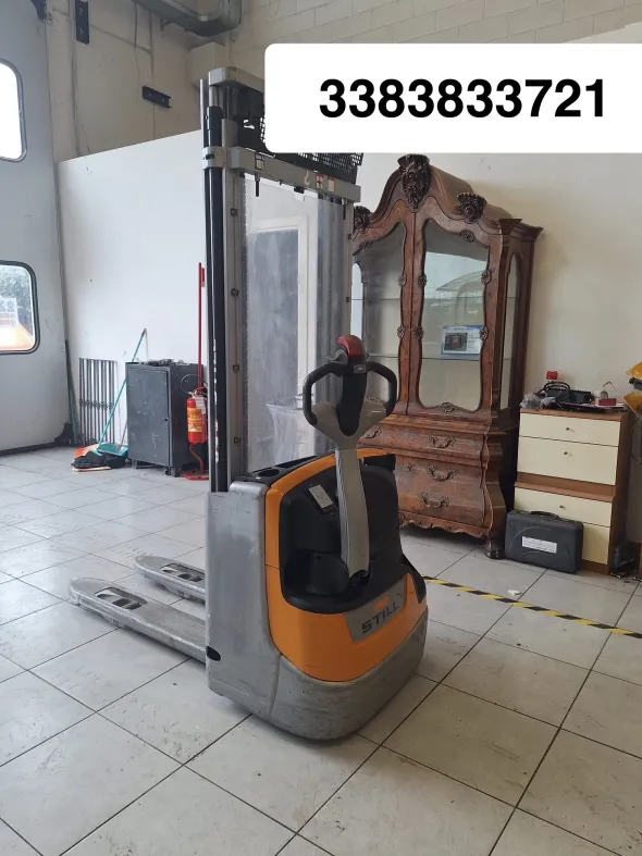 Muletti e stoccatori