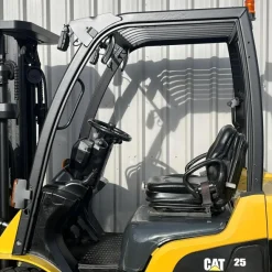 Muletto diesel Caterpillar DP25N2