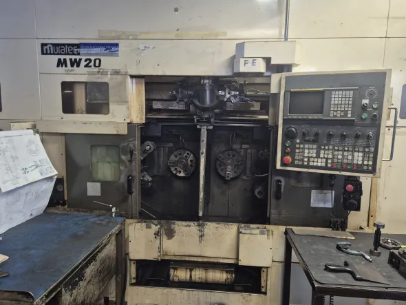 Muratec MW20 ×3 · 1997 - Tornio CNC bimandrino usato