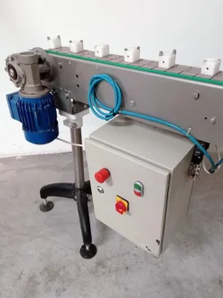 NASTRO TRASPORTATORE - TAPPATTRICE PNEUMATICA (NAS-325)