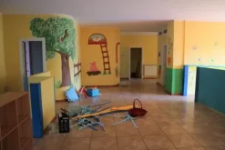 #14757 Negozi e uffici in edificio polifunzionale