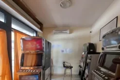 #18500 Negozio adibito a bar con corte esclusiva