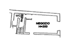 #2639456 Negozio al piano terra in centro storico