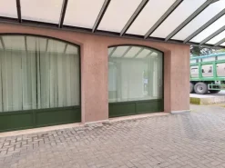 #23908 Negozio al piano terra in complesso condominiale