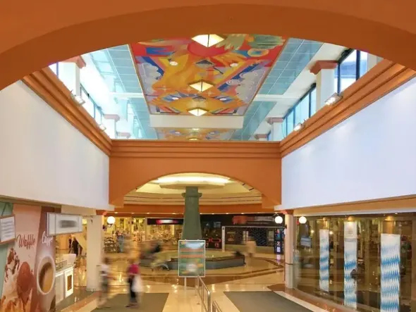 #20835 Negozio al terzo livello in centro commerciale (sub. 93)