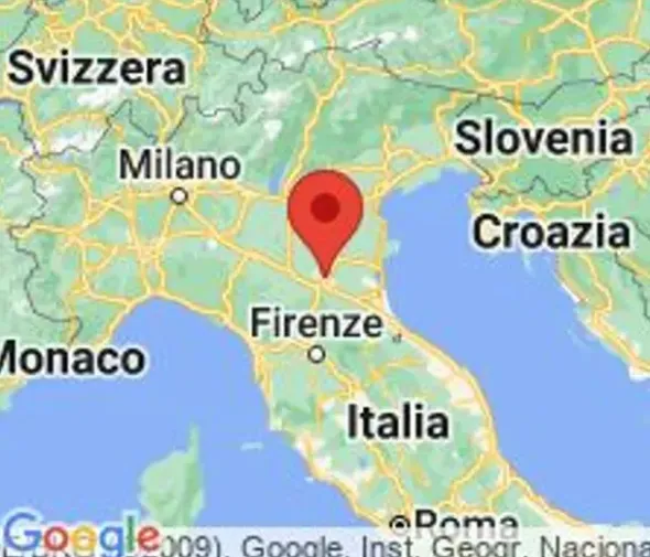 #24037 Negozio a reddito di articoli per la cura della persona e della casa