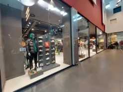 #25530 Negozio a reddito di articoli sportivi in centro commerciale Gotico