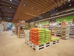 #24042 Negozio a reddito di pet store specializzato in prodotti per animali da compagnia